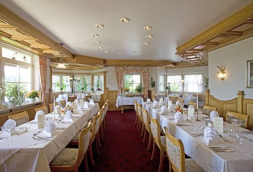 펜션 Restaurant Walserhof