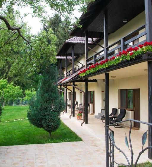 Pension Andra's House