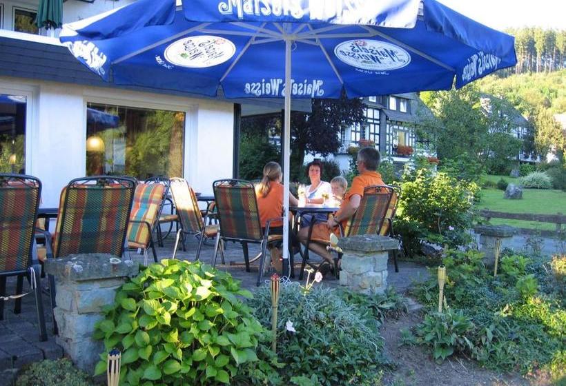 Pension & Ferienhaus Latröpchen