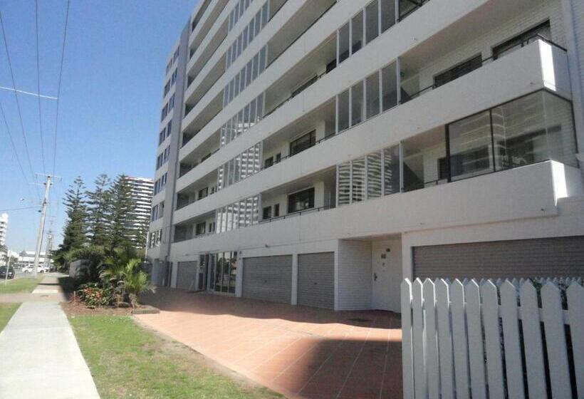 Queensleigh Holiday Apartments