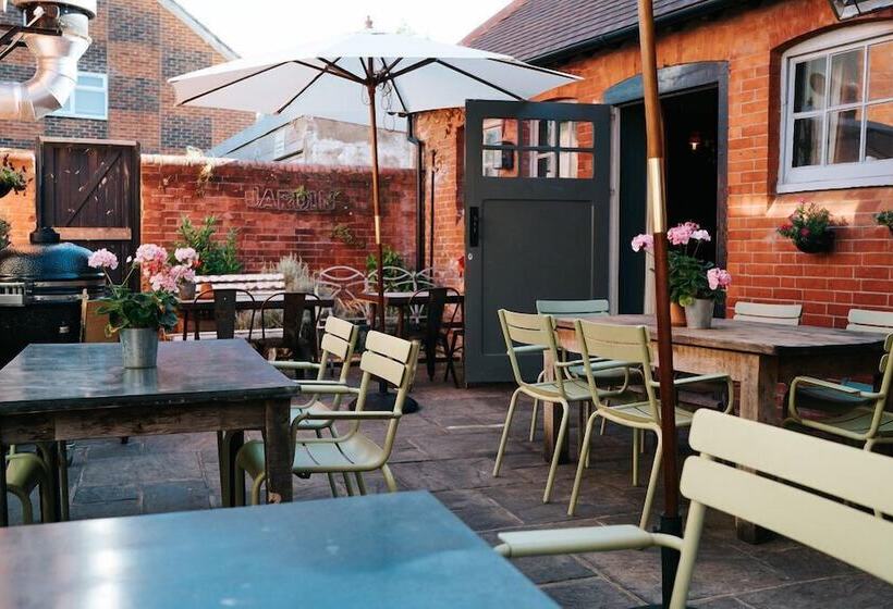 ユースホステル Bridge Street House