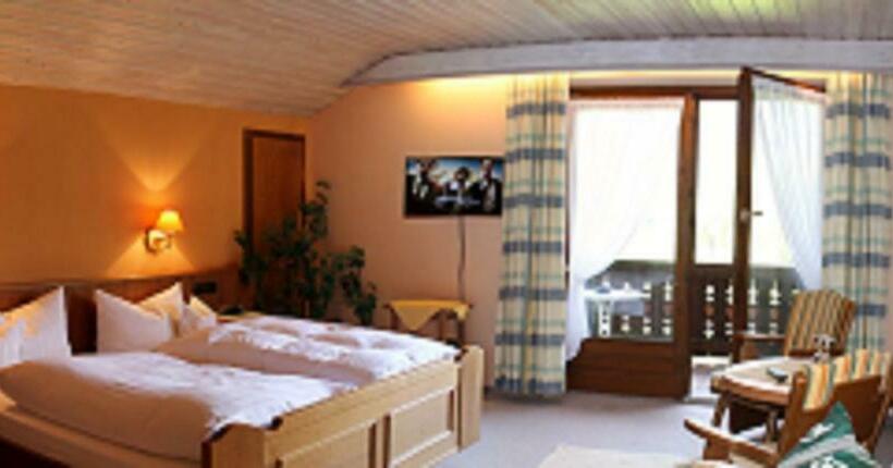 Общежитие Deva Hotel Restaurant Fischerwirt Inklusive Chiemgau Card