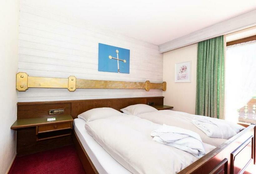 Общежитие Deva Hotel Restaurant Fischerwirt Inklusive Chiemgau Card