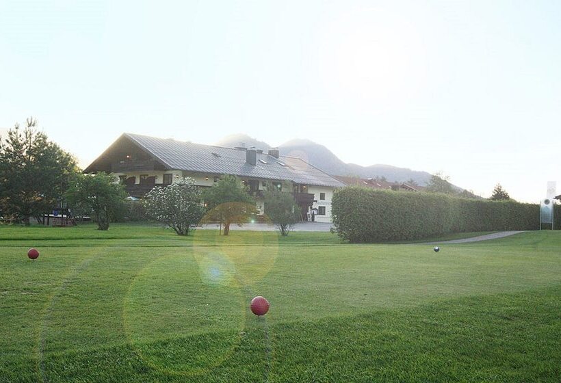 Общежитие Deva Hotel Restaurant Fischerwirt Inklusive Chiemgau Card