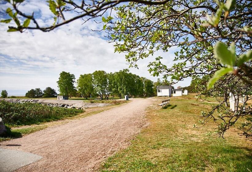 Lotsvillans Vandrarhem