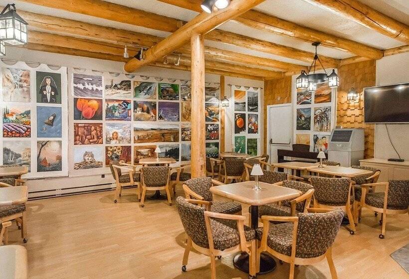 فندق صغير Rodeway Inn