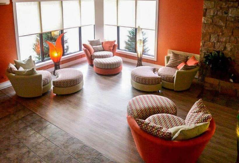 فندق صغير Rodeway Inn