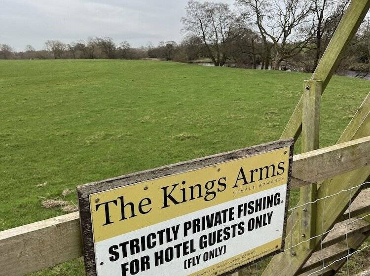 Общежитие The Kings Arms Temple Sowerby