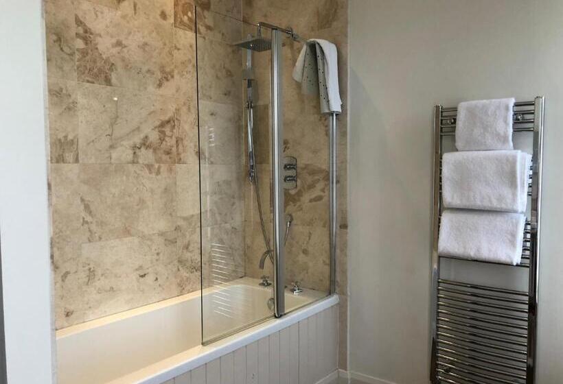 Общежитие The Wheatley Arms