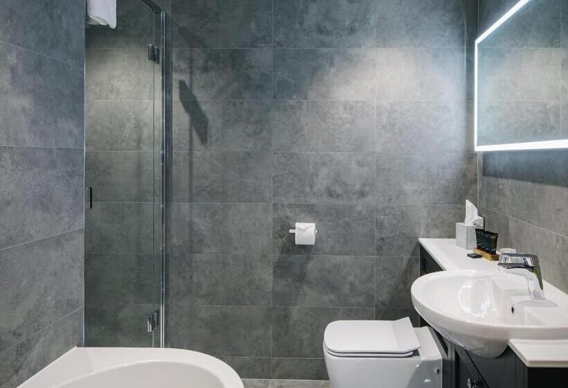 Общежитие Three Shires Inn