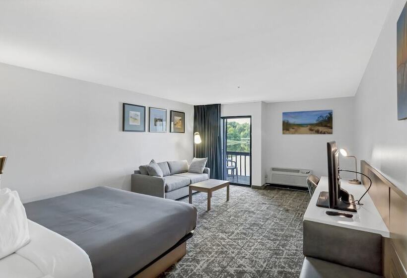 فندق صغير Waterbird Lakeside Inn