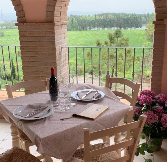 فندق Agriturismo La Fontanella & Glamping