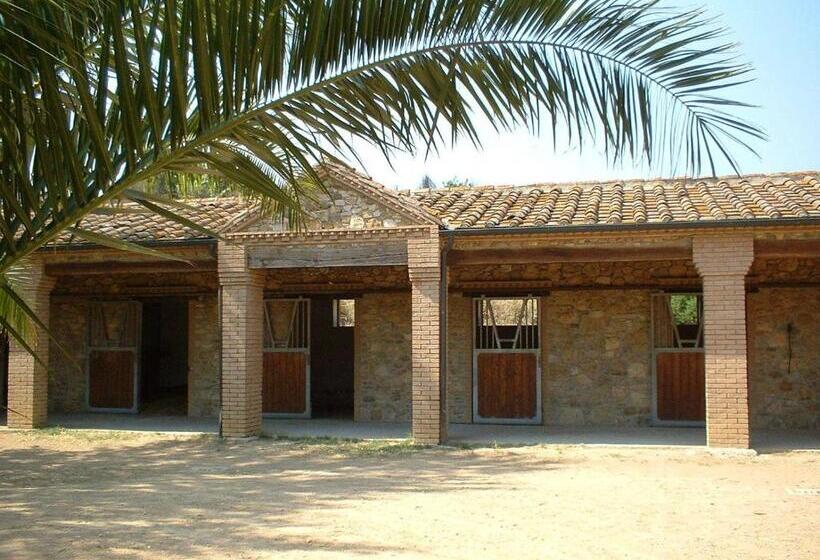 فندق Agriturismo La Fontanella & Glamping