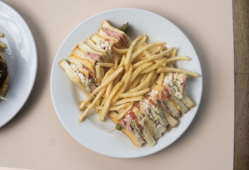 فندق Melanie Tepic