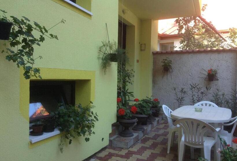 پانسیون Agria Retur Vendégház