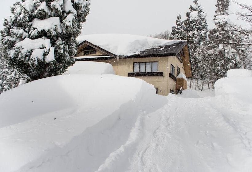 بنسيون A.i.r. Myoko