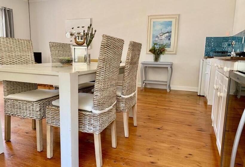 پانسیون Anchor's Rest