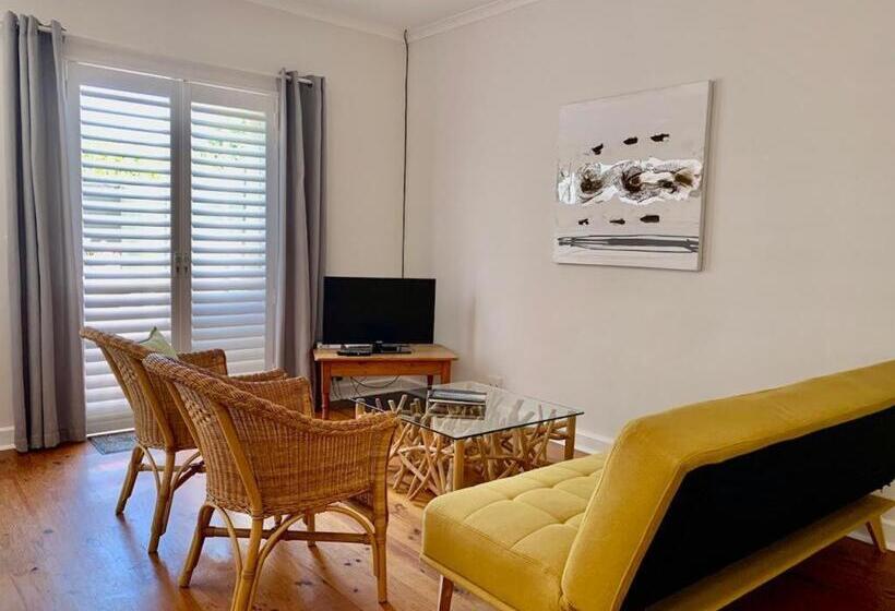 پانسیون Anchor's Rest