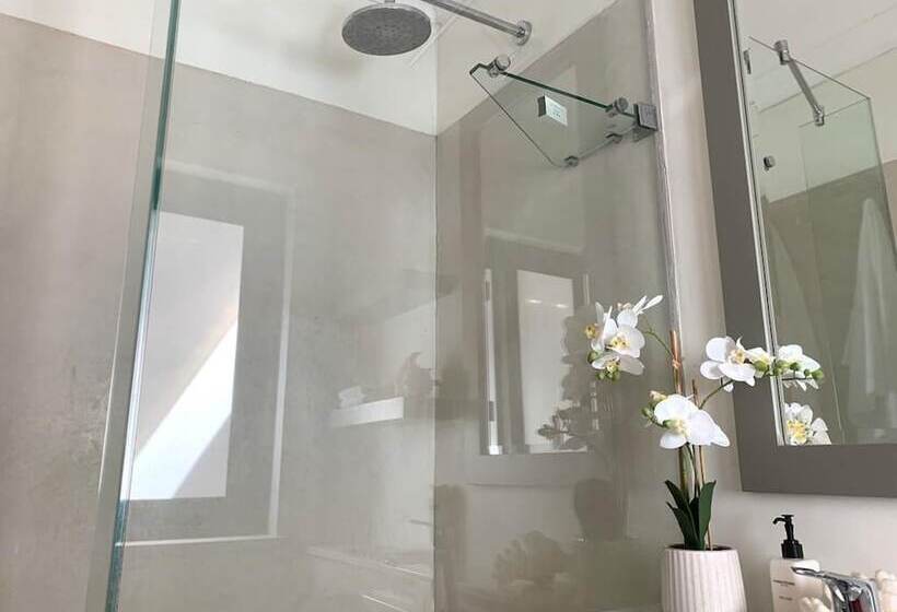 پانسیون Anchor's Rest