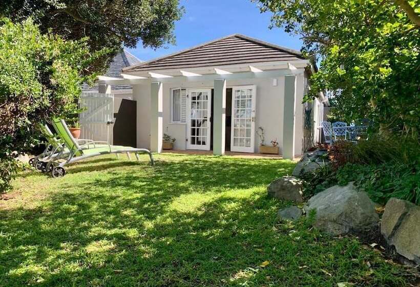 پانسیون Anchor's Rest