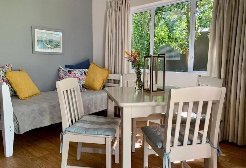 پانسیون Anchor's Rest