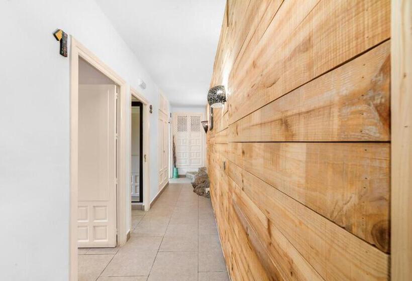 بنسيون Boutique Hotel El Olivar