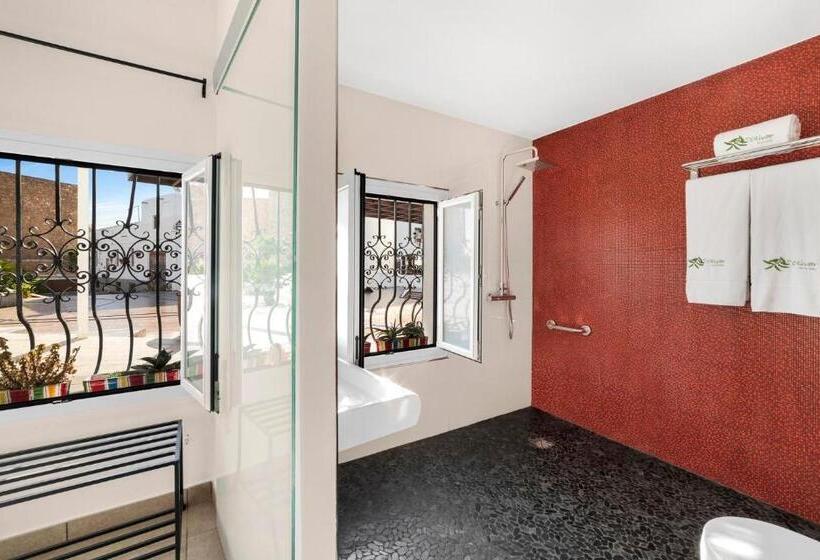 بنسيون Boutique Hotel El Olivar