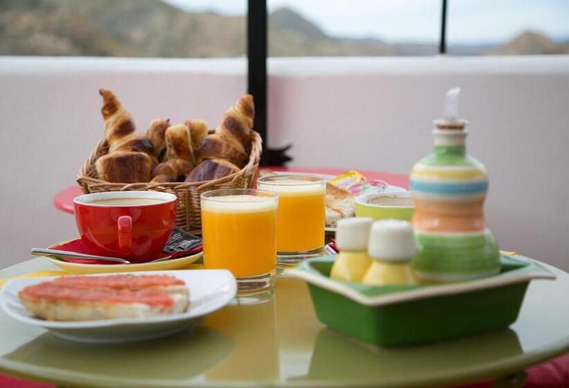 پانسیون Boutique Hotel El Olivar