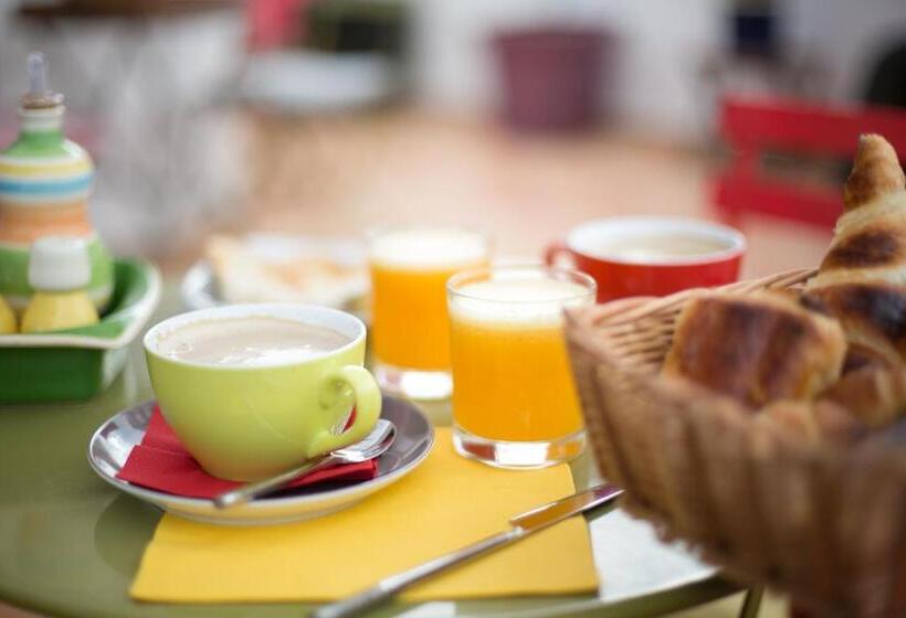 بنسيون Boutique Hotel El Olivar