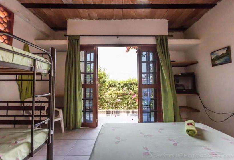 پانسیون Casa Tara