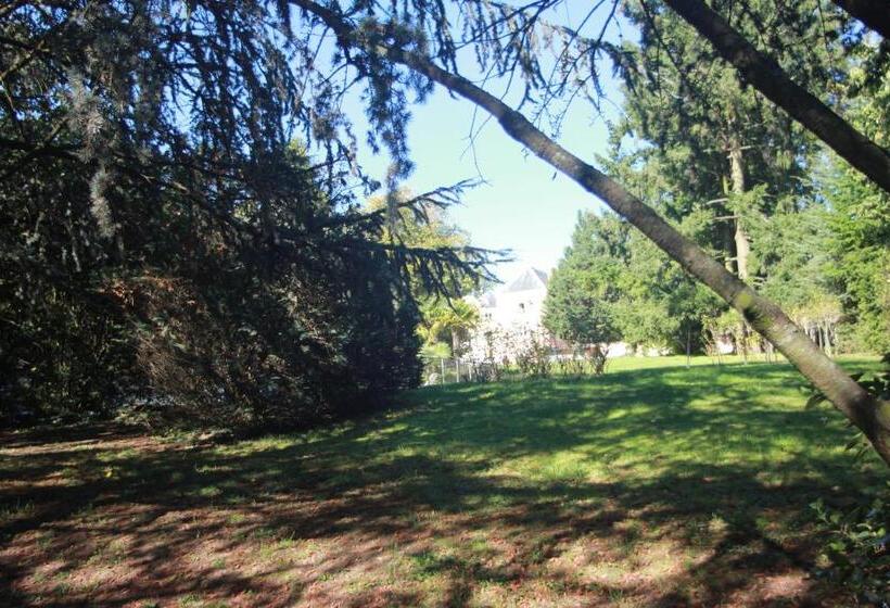 膳宿费 Chateau De La Chapelle Des Bois