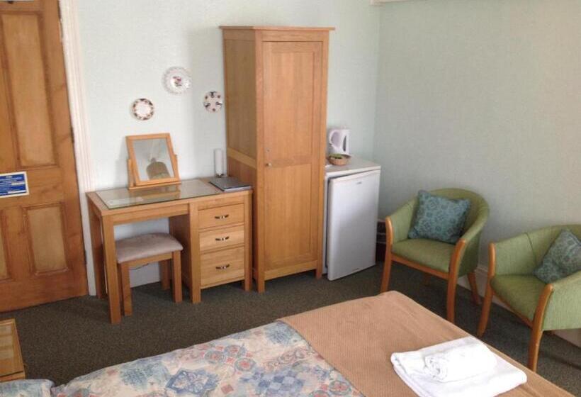 膳宿费 Claremont House