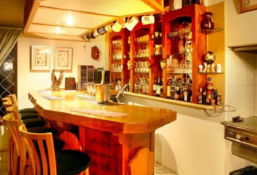 פנסיון Cottage On The Hill