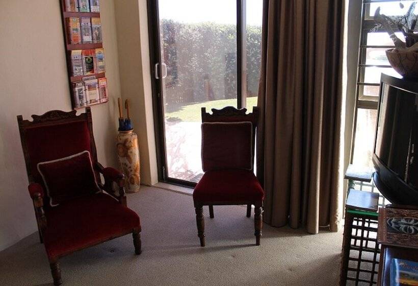 פנסיון Cottage On The Hill