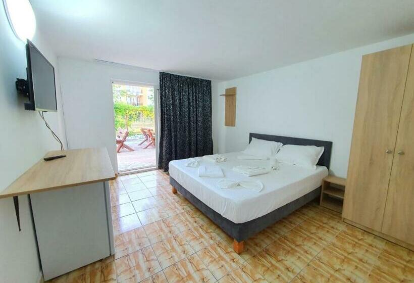 بنسيون Decebal Eforie Nord