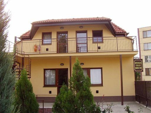 פנסיון Dom Petra