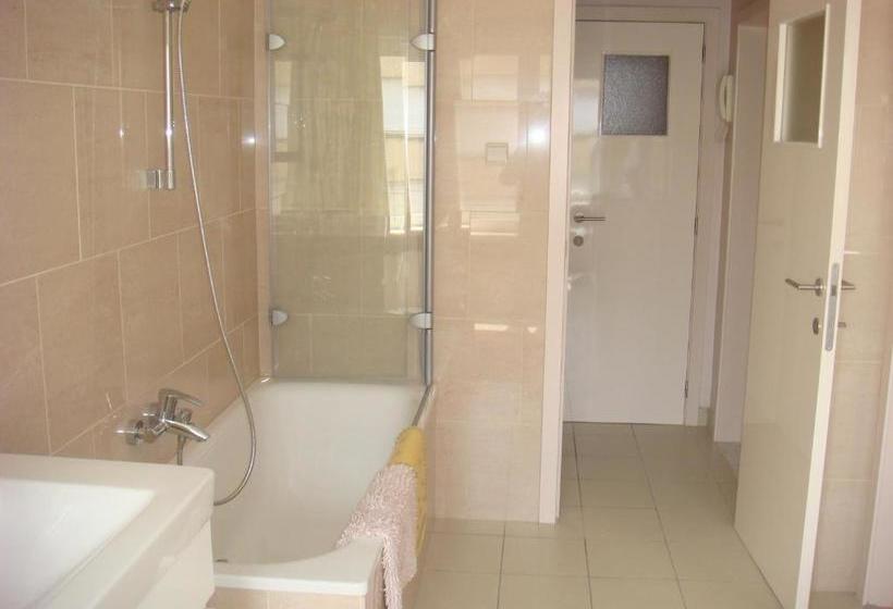 بنسيون Gastenkamers Centersuites