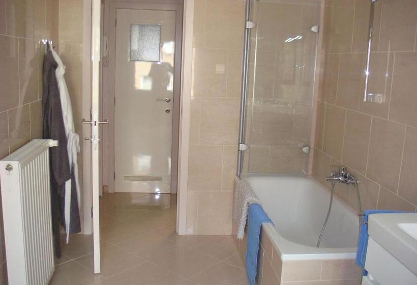 بنسيون Gastenkamers Centersuites