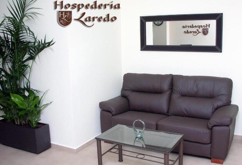 פנסיון Hospederia Laredo