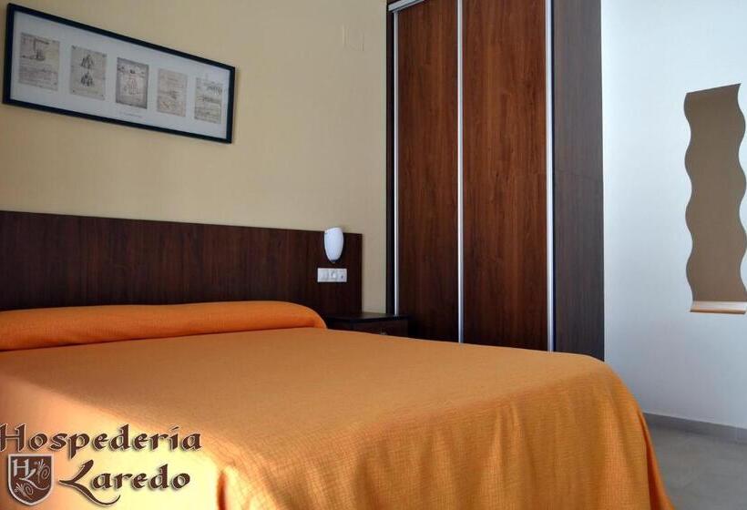 פנסיון Hospederia Laredo