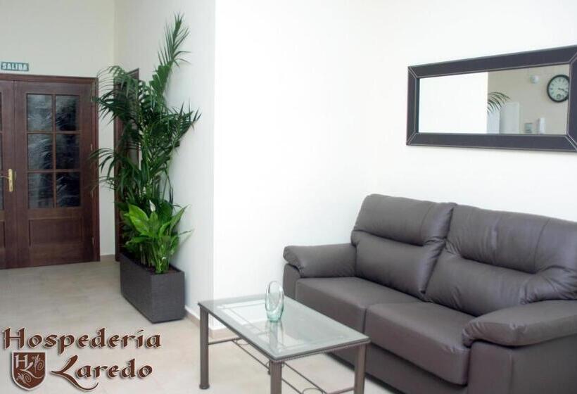 פנסיון Hospederia Laredo