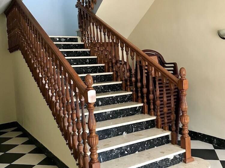 פנסיון Hostal Cafe Gutgreco