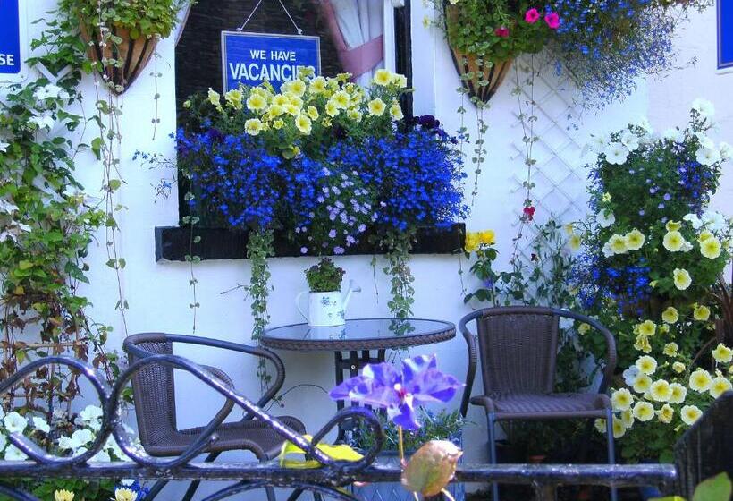 펜션 Leonards Field House