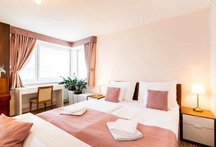 پانسیون Penzion Uno