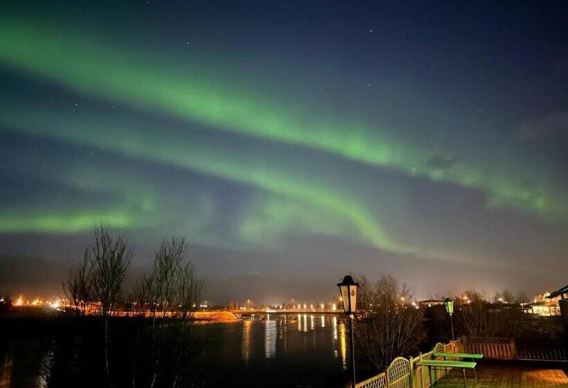 پانسیون Arhus Cottage And Camping