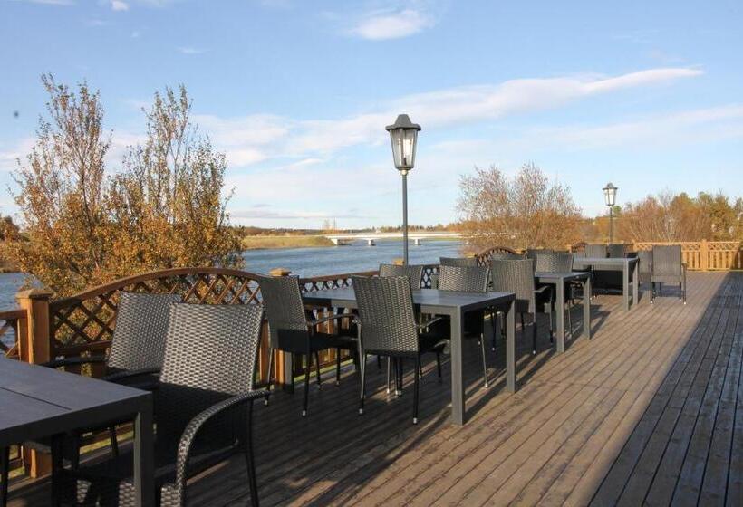 پانسیون Arhus Cottage And Camping