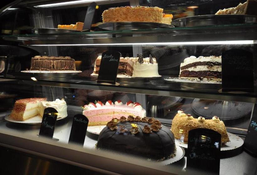 膳宿费 Schmuckkastchen