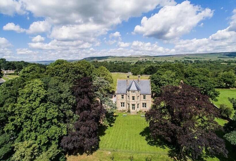 بنسيون Stow House