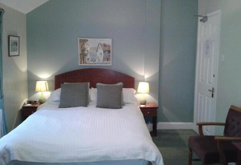 بنسيون The Burleigh