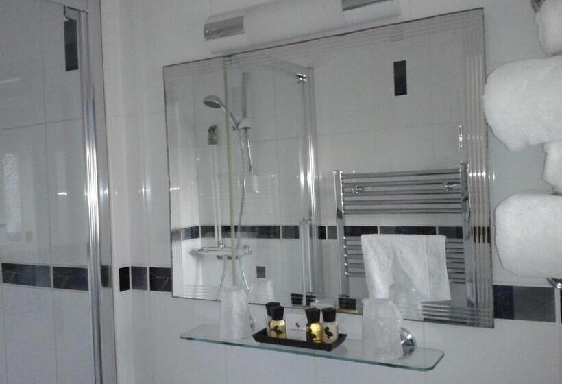 بنسيون The Burleigh